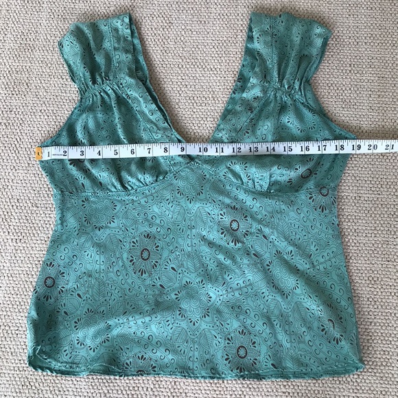 100% Silk NY&CO Top - Picture 7 of 10